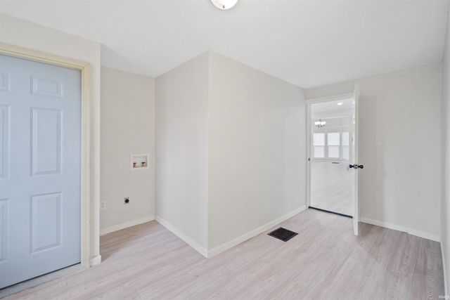 63 E McKeever Street, Andrews, IN 46702