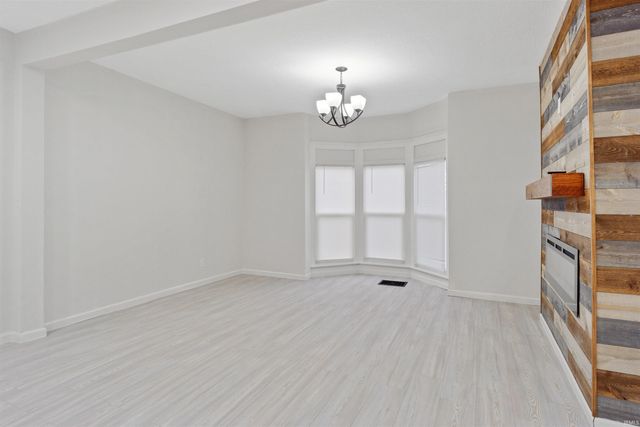 63 E McKeever Street, Andrews, IN 46702