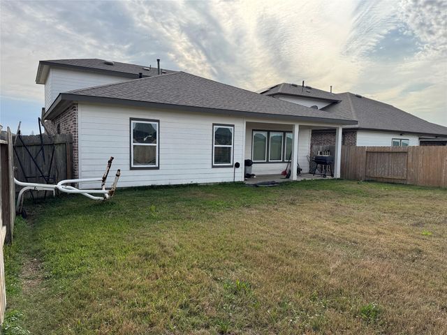 1011 Emerald Castle Drive, Rosharon, TX 77583