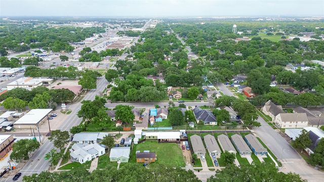 1113 4th Street, Rosenberg, TX 77471