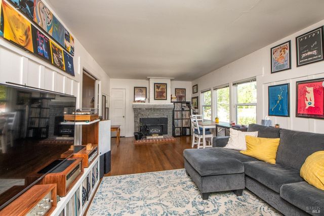 251 W End Ave, San Rafael, CA 94901