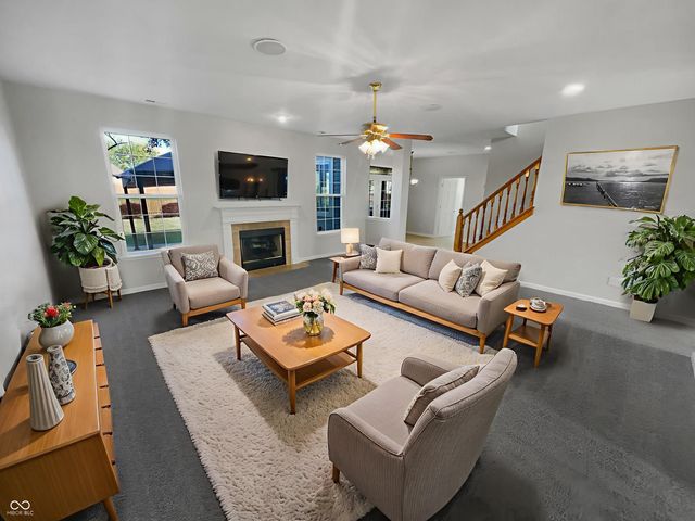 8358 Balmoral Drive, Avon, IN 46123