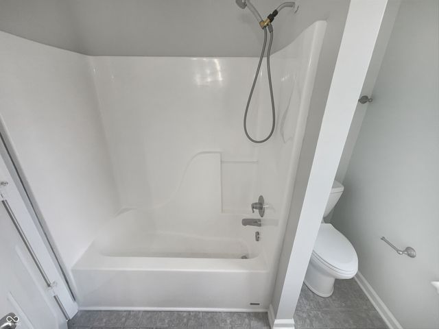 8358 Balmoral Drive, Avon, IN 46123