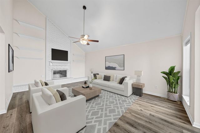 5711 Lorinowoods Drive, Houston, TX 77066