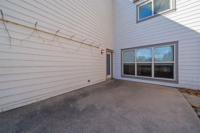 5711 Lorinowoods Drive, Houston, TX 77066