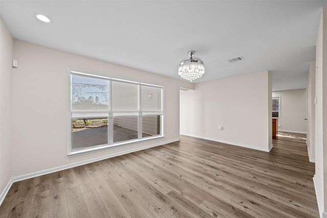 5711 Lorinowoods Drive, Houston, TX 77066