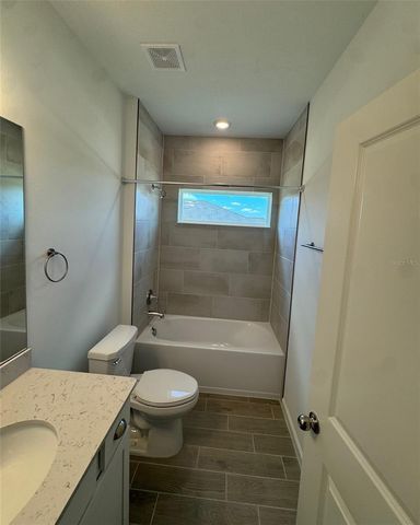 13717 NW CONVERGENCE BOULEVARD, Alachua, FL 32615