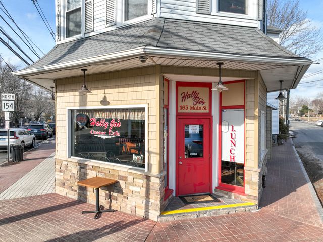 163-165 Main Street, Deep River, CT 06417