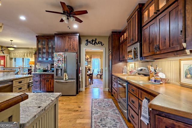 131 Ridgeline Court, Clayton, GA 30525