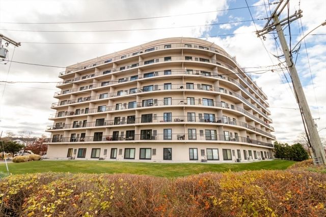 133 Commander Shea Blvd 204, Quincy, MA 02171