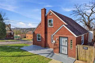 3418 Whitaker St, West Mifflin, PA 15122