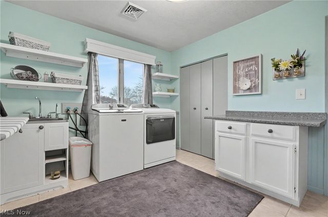 14223 N Palmyra Road, North Jackson, OH 44451