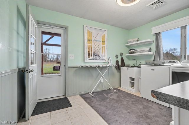 14223 N Palmyra Road, North Jackson, OH 44451