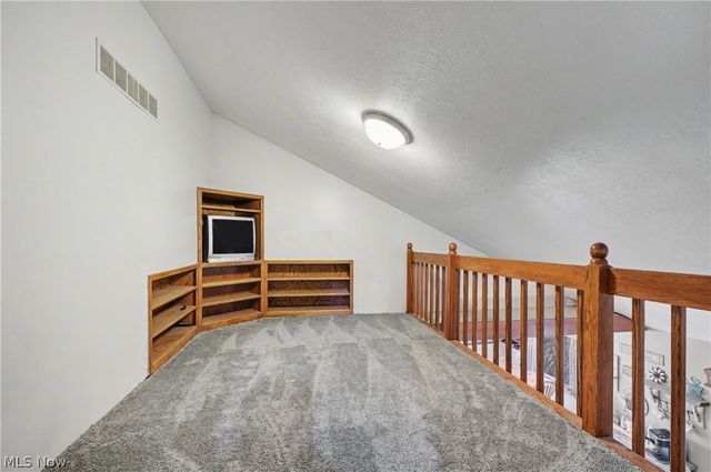 14223 N Palmyra Road, North Jackson, OH 44451