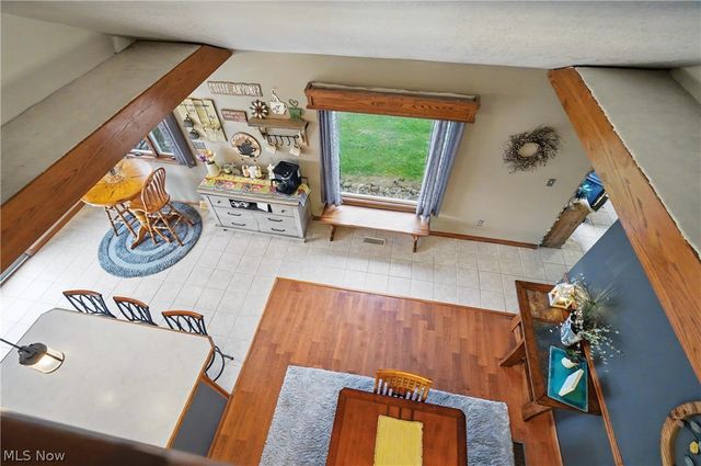 14223 N Palmyra Road, North Jackson, OH 44451