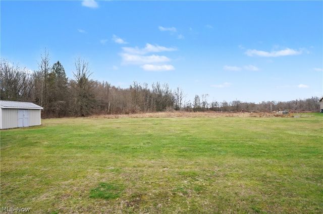 14223 N Palmyra Road, North Jackson, OH 44451