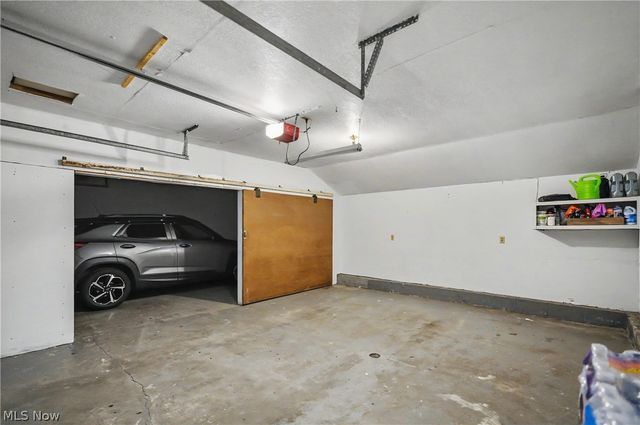 14223 N Palmyra Road, North Jackson, OH 44451