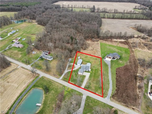 14223 N Palmyra Road, North Jackson, OH 44451