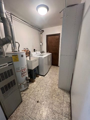 1824 E 35TH Street, Erie, PA 16510