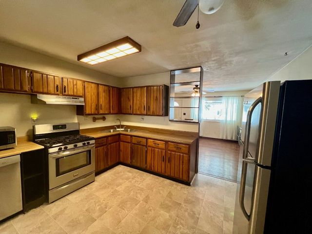 1824 E 35TH Street, Erie, PA 16510