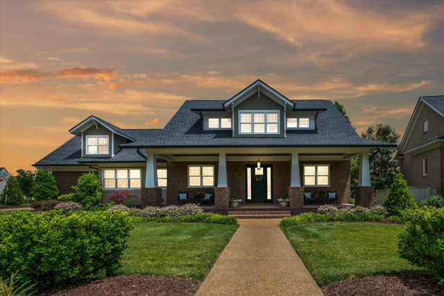 5182 Wildings Blvd, College Grove, TN 37046