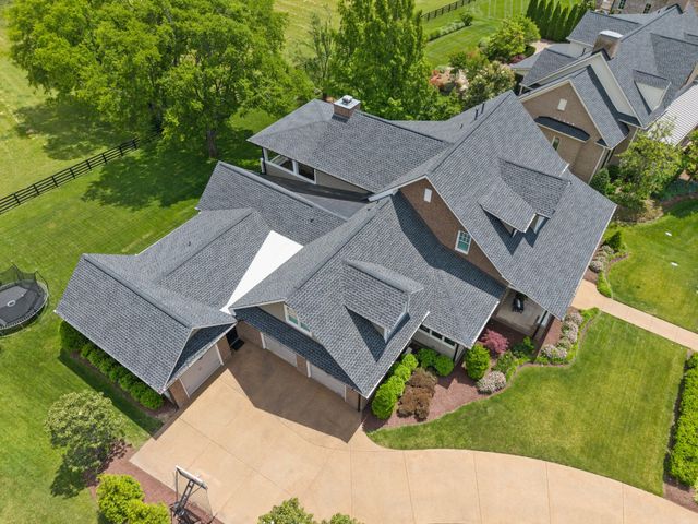 5182 Wildings Blvd, College Grove, TN 37046
