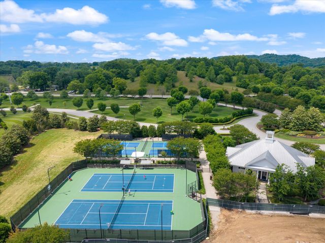 5182 Wildings Blvd, College Grove, TN 37046