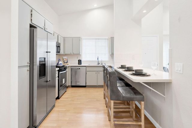 4410 Frontera, Davis, CA 95618