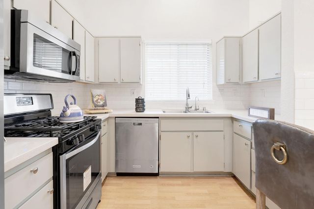 4410 Frontera, Davis, CA 95618