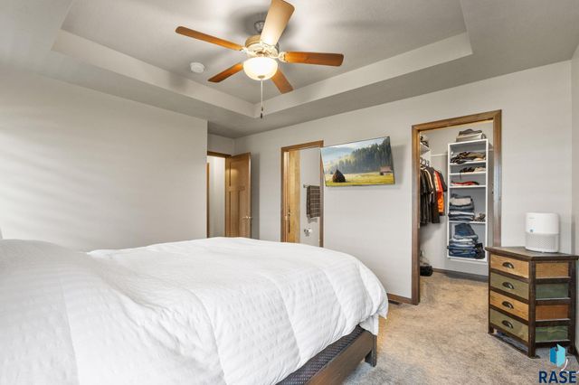 9008 W 23rd St Street, Sioux Falls, SD 57106