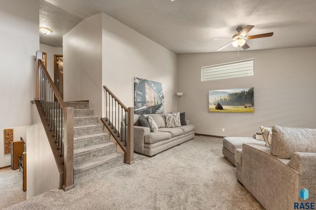 9008 W 23rd St Street, Sioux Falls, SD 57106