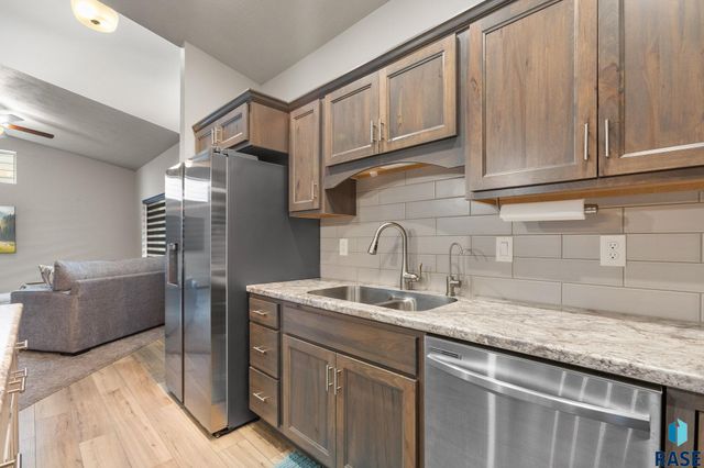 9008 W 23rd St Street, Sioux Falls, SD 57106