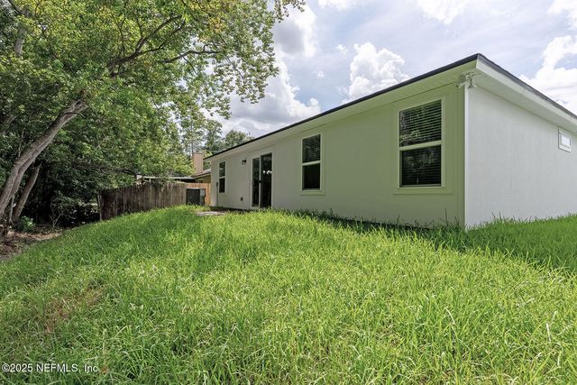 7327 CINNAMON TEA Lane, Jacksonville, FL 32244