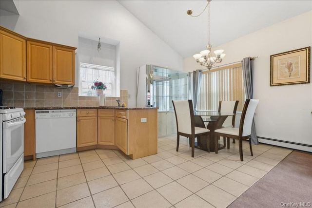 197 Fulton Street 2, Farmingdale, NY 11735