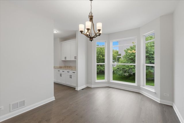 1236 Noble Drive, Port Barrington, IL 60010