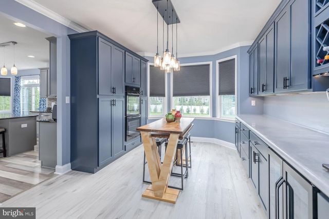 7 PALOMINO CIR, Mantua, NJ 08051