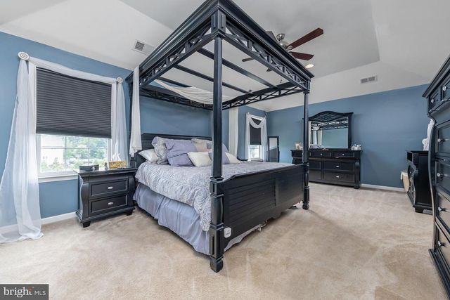 7 PALOMINO CIR, Mantua, NJ 08051