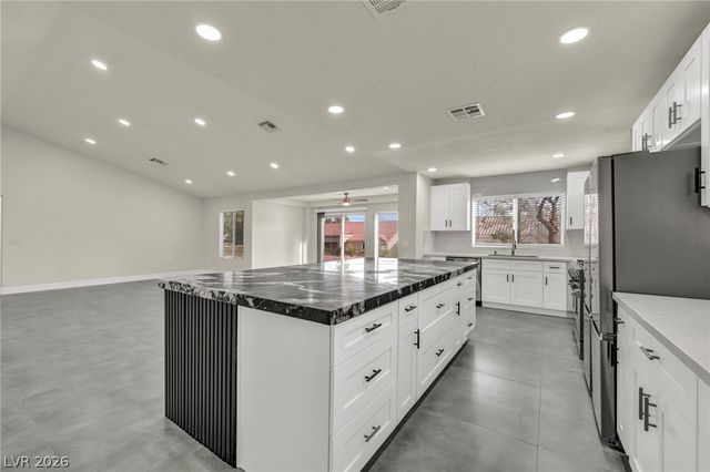 2520 Silverton Drive, Las Vegas, NV 89134