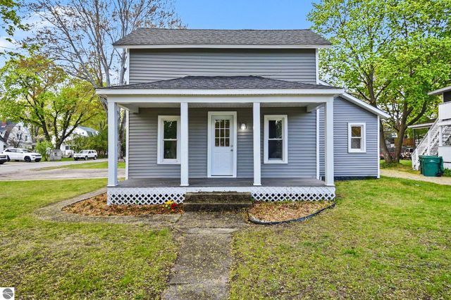 601 N Arcade Street, Gladwin, MI 48624
