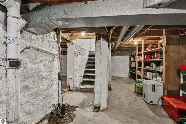 601 N Arcade Street, Gladwin, MI 48624