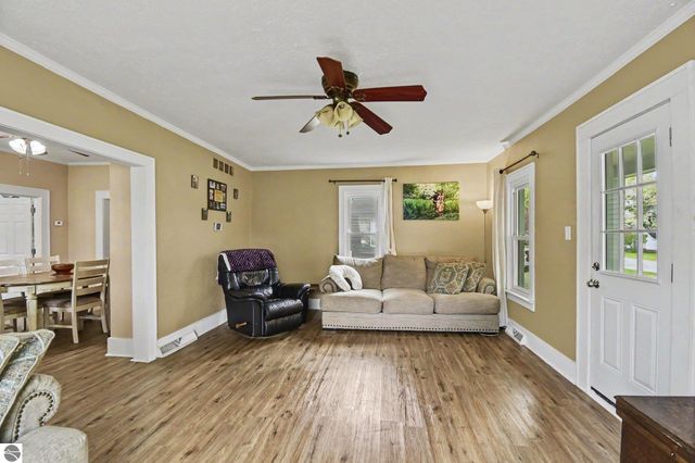 601 N Arcade Street, Gladwin, MI 48624