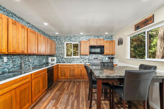 3533 Gold Ridge Trl, Pollock Pines, CA 95726