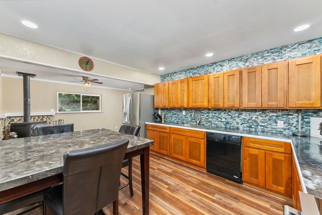 3533 Gold Ridge Trl, Pollock Pines, CA 95726