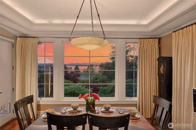 10419 NE 53RD Street, Kirkland, WA 98033