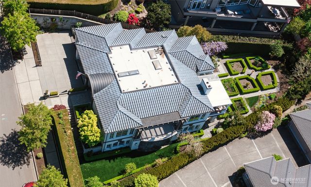 10419 NE 53RD Street, Kirkland, WA 98033