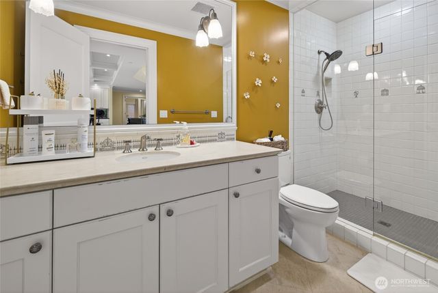 10419 NE 53RD Street, Kirkland, WA 98033