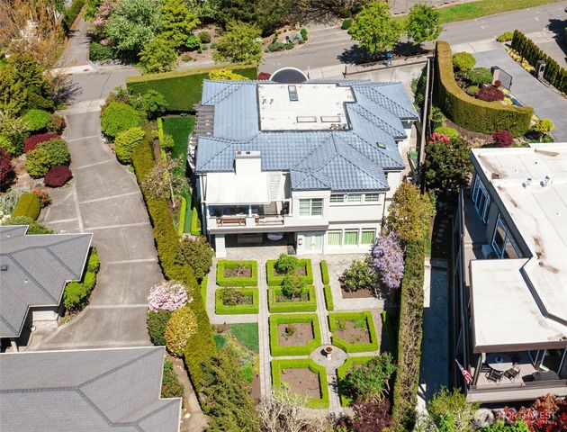 10419 NE 53RD Street, Kirkland, WA 98033