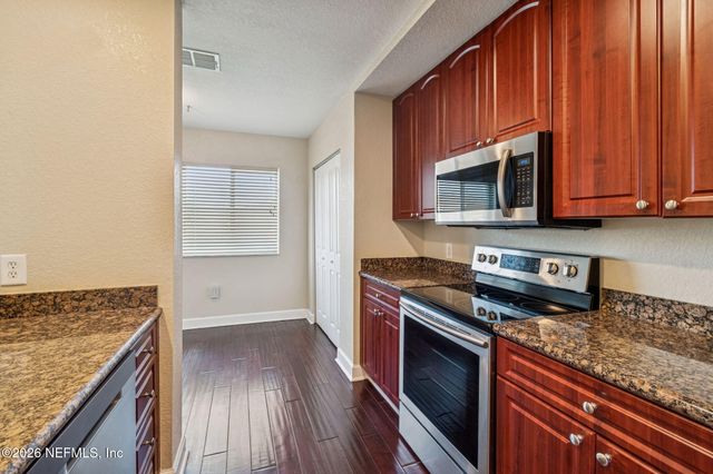 9745 TOUCHTON Road 2903, Jacksonville, FL 32246