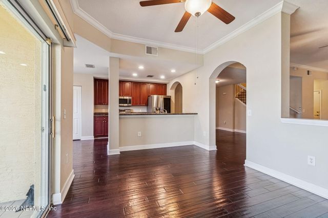 9745 TOUCHTON Road 2903, Jacksonville, FL 32246