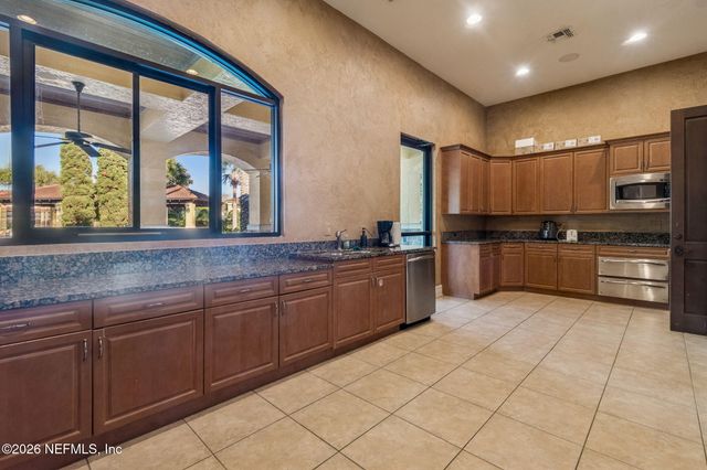 9745 TOUCHTON Road 2903, Jacksonville, FL 32246